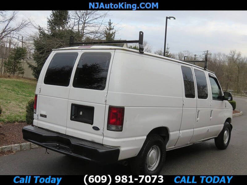 2002 Ford E-Series