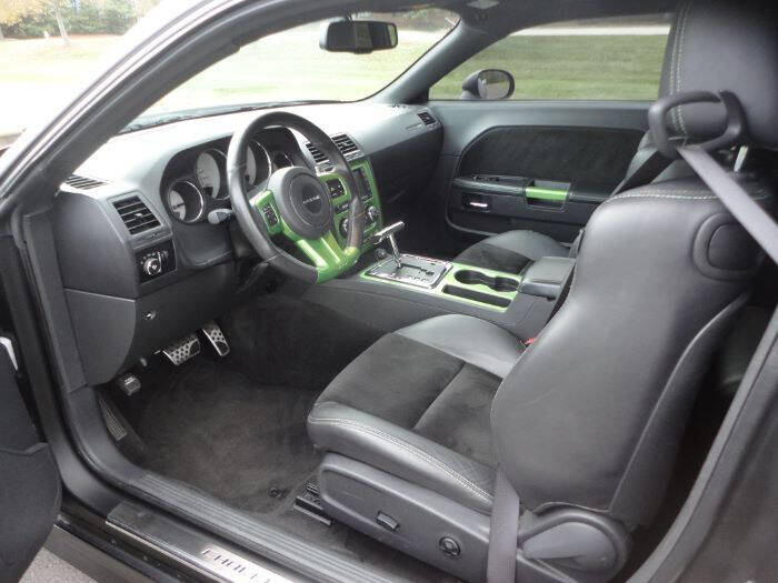 2012 Dodge Challenger SRT8 392