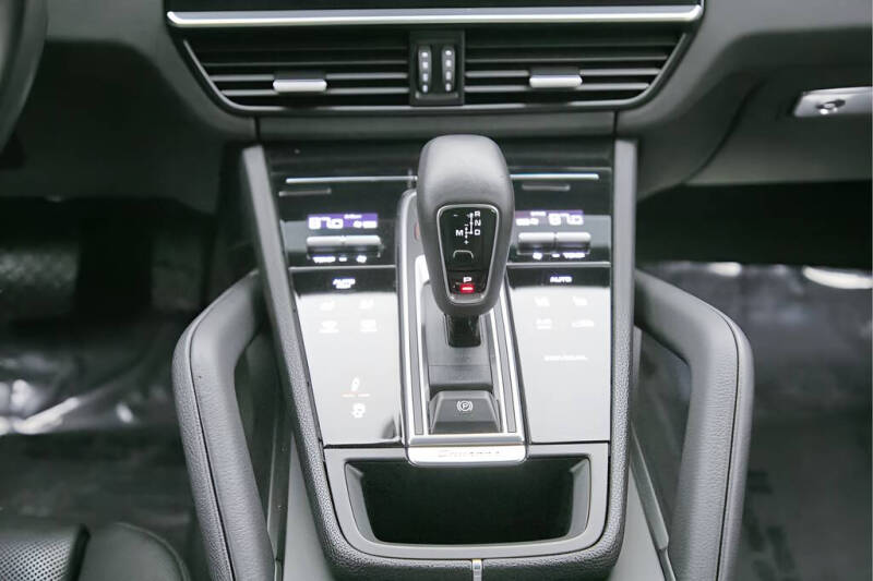 2022 Porsche Cayenne