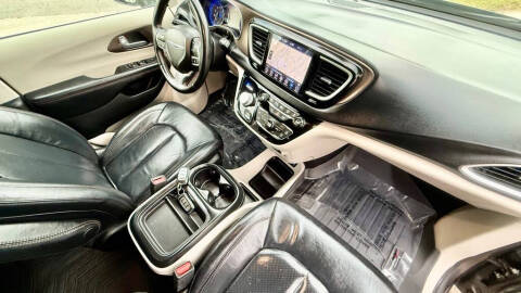 2018 Chrysler Pacifica Touring L