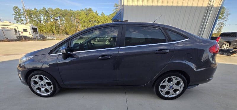 2013 Ford Fiesta Titanium photo 10