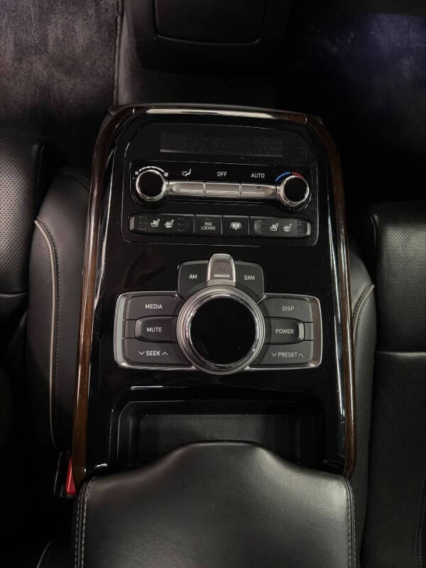 2017 Genesis G90 5.0 Ultimate