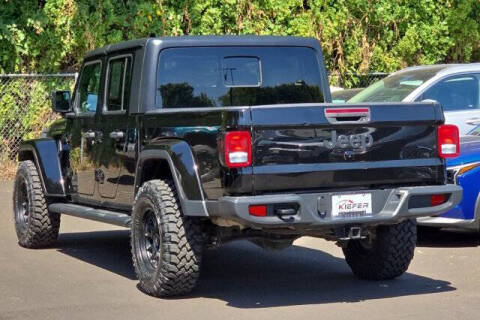 2023 Jeep Gladiator Sport S