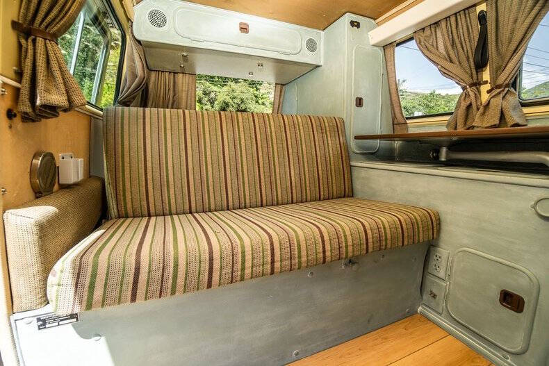 1982 Volkswagen Vanagon Camper