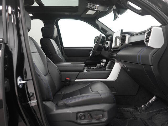 2025 Toyota Sequoia Platinum