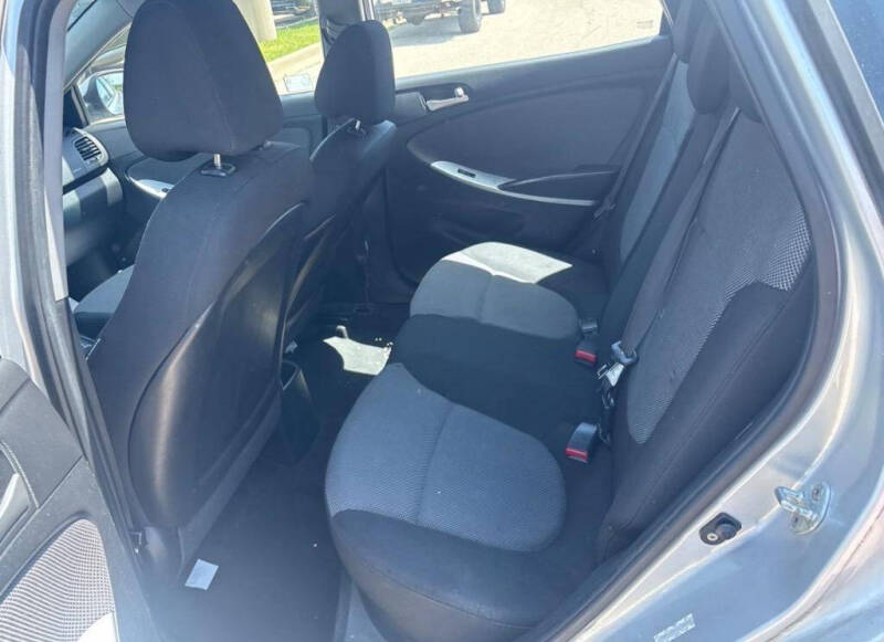 2012 Hyundai Accent GS