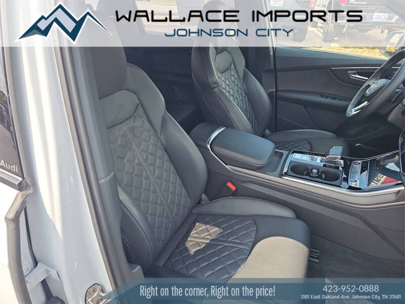 2025 Audi SQ7 4.0T quattro Premium Plus