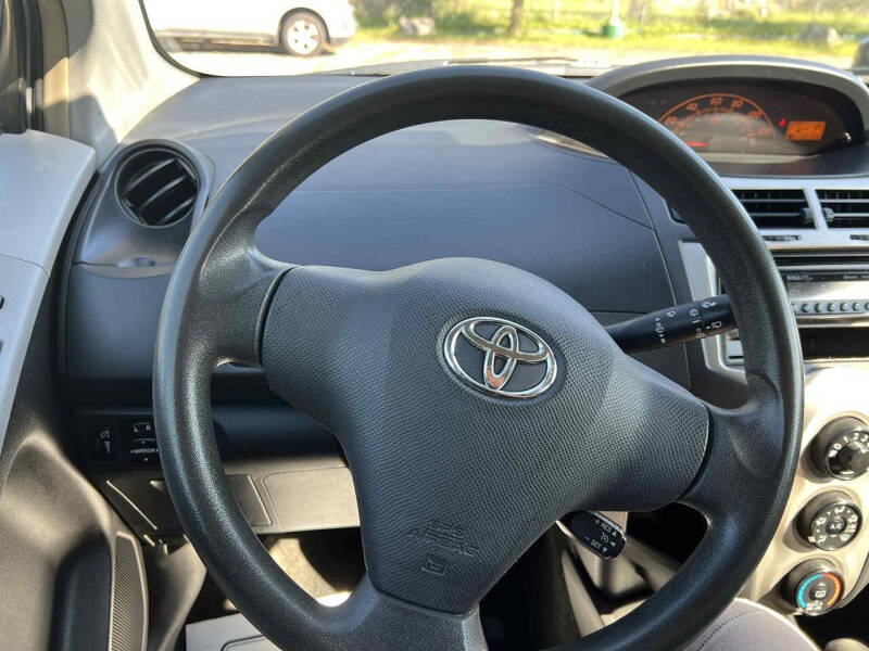 2009 Toyota Yaris