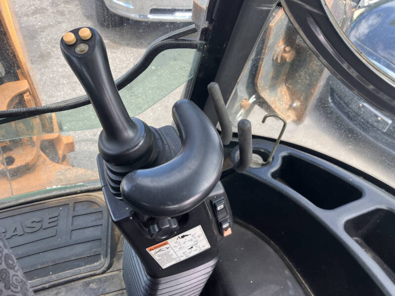 2017 Case IH  580SN