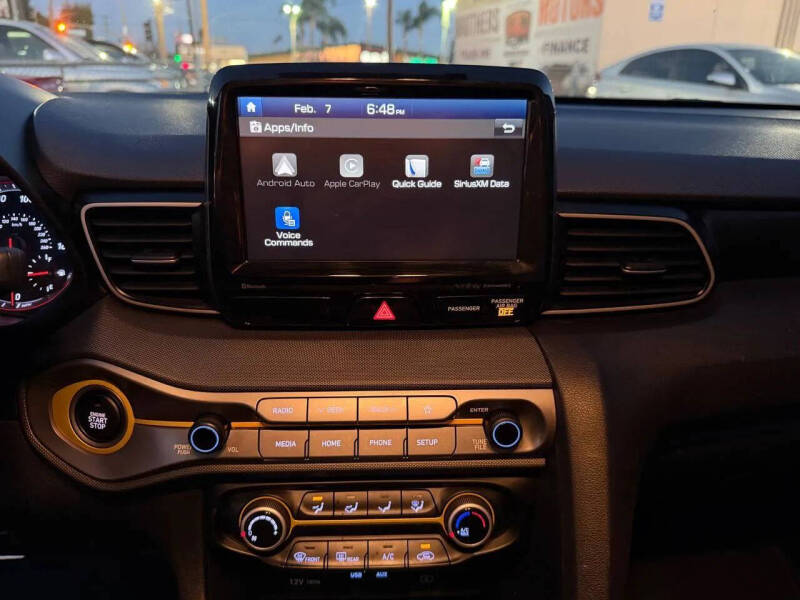 2019 Hyundai Veloster