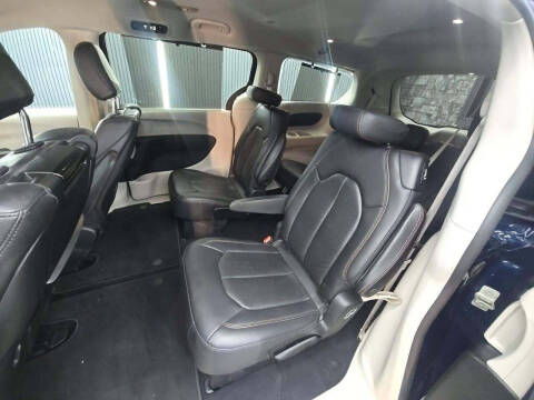 2019 Chrysler Pacifica Touring L Plus