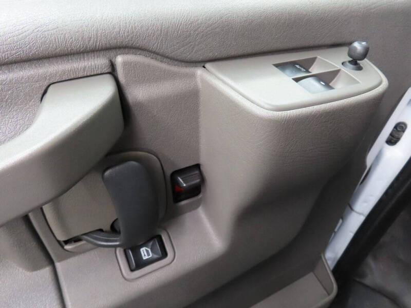 2021 Chevrolet Express 2500