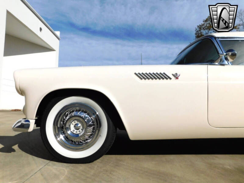 1955 Ford Thunderbird