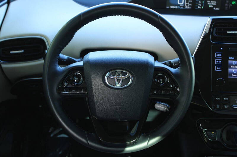 2019 Toyota Prius XLE AWD-e