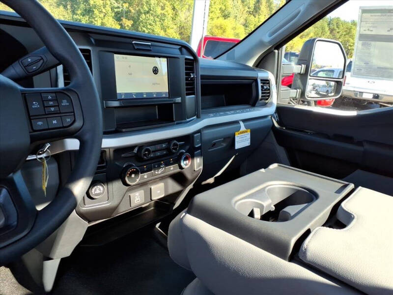 2026 Ford F-350 Super Duty XL