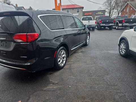 2017 Chrysler Pacifica Limited