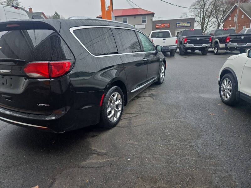 2017 Chrysler Pacifica Limited