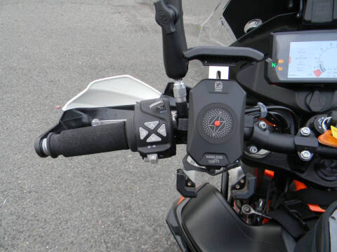 2022 KTM 890 Adventure R