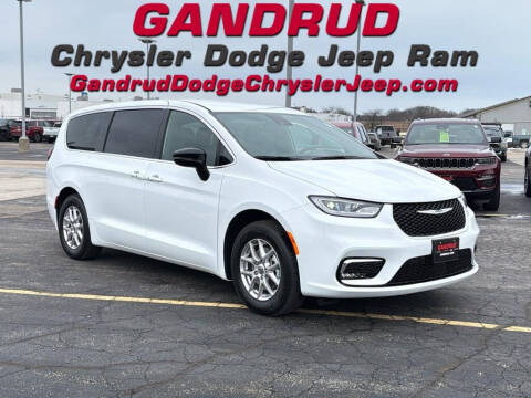 2025 Chrysler Pacifica for sale at GANDRUD CHEVROLET in Green Bay WI