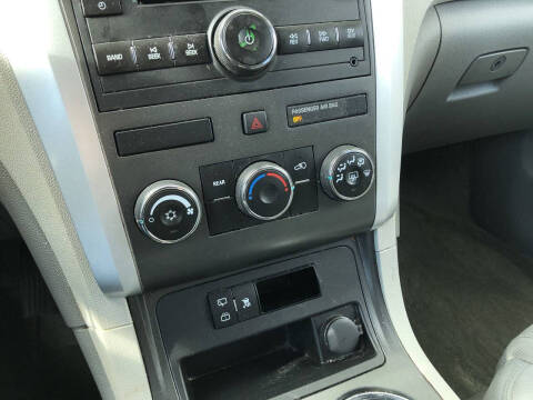 2011 Chevrolet Traverse LS