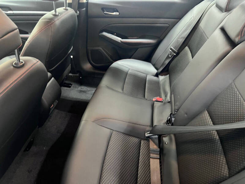 2025 Nissan Altima 2.5 SR