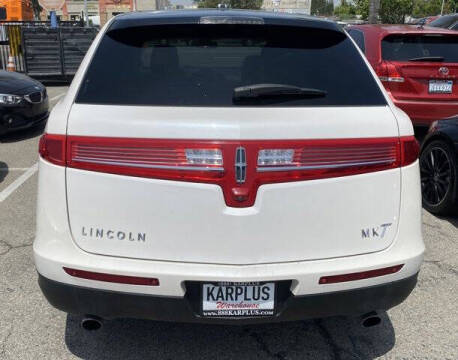 2019 Lincoln MKT Reserve