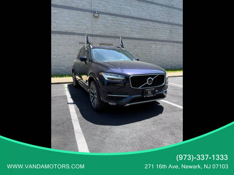2016 Volvo XC90 T6 Momentum