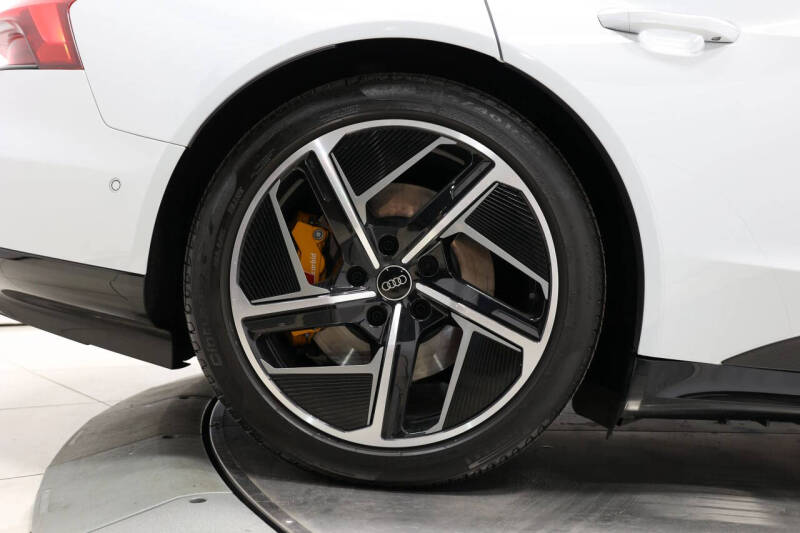 2023 Audi RS e-tron GT quattro