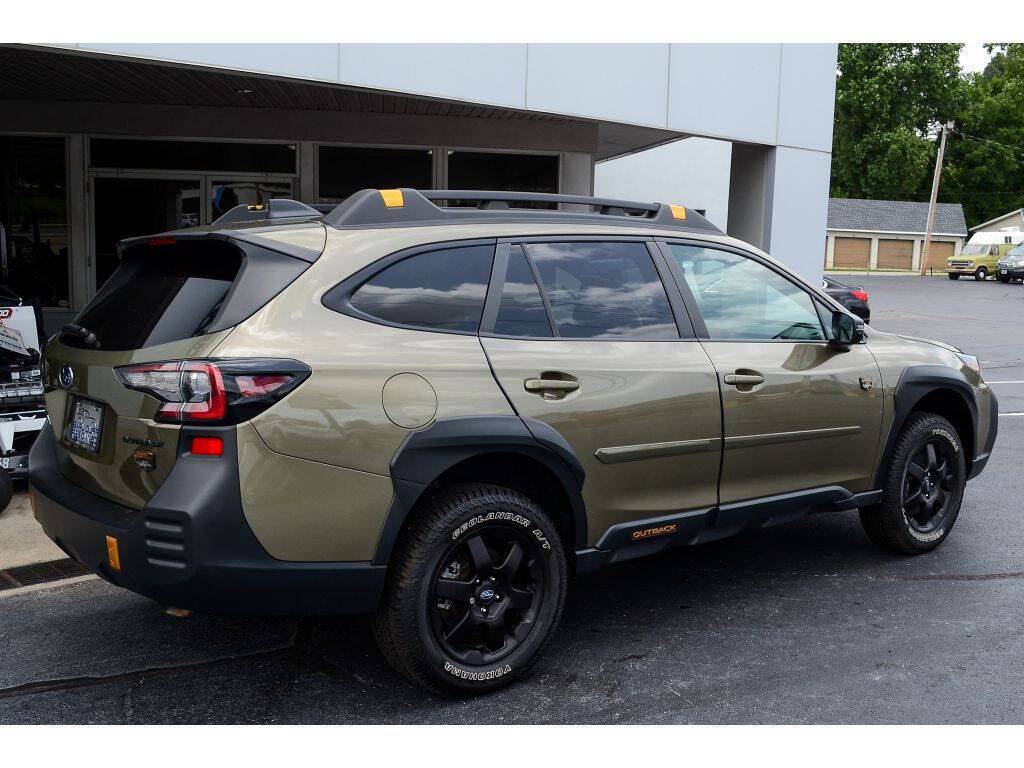 2024 Subaru Outback for sale at EARL DUFF PRE-OWNED CENTER in Harriman, TN