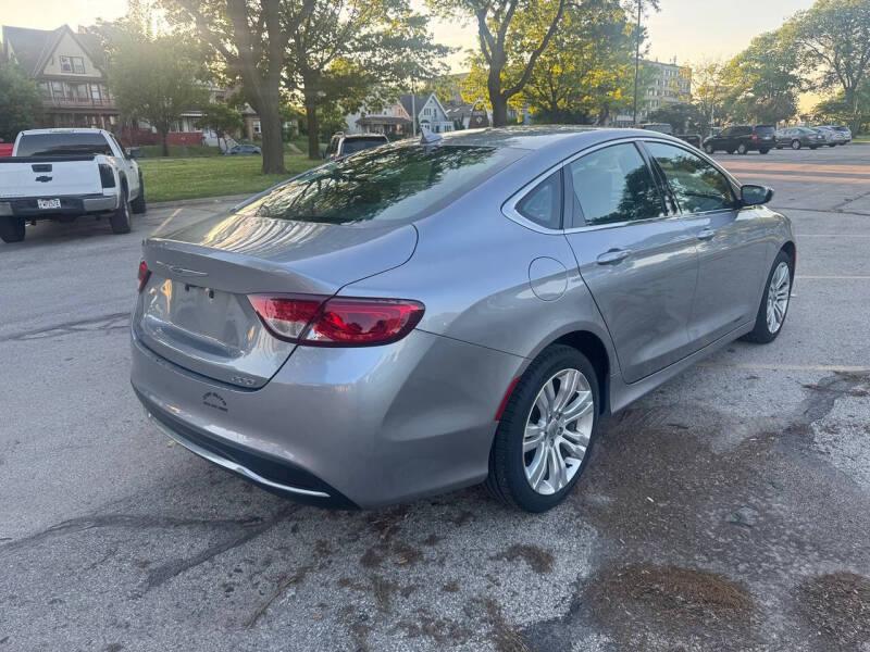 2015 Chrysler 200 C