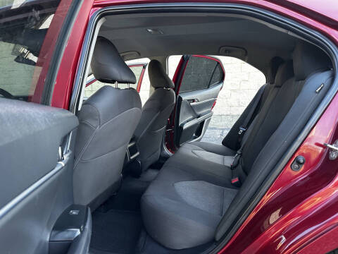 2019 Toyota Camry LE