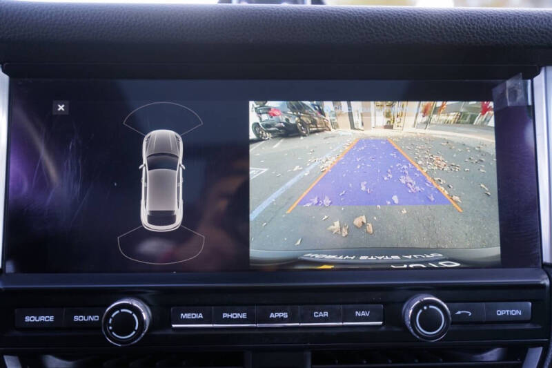 2019 Porsche Macan S