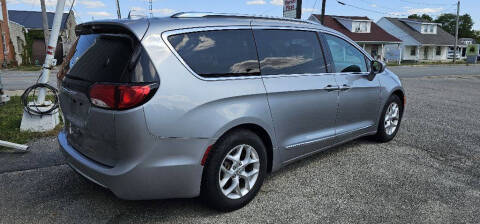 2020 Chrysler Pacifica Touring L