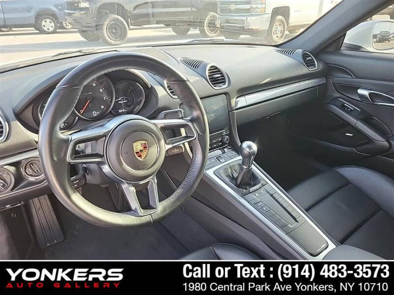 2018 Porsche 718 Cayman