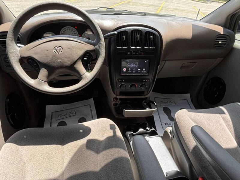 2003 Dodge Caravan SE