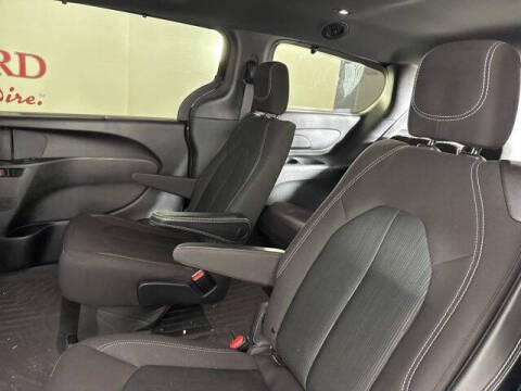 2021 Chrysler Pacifica Touring