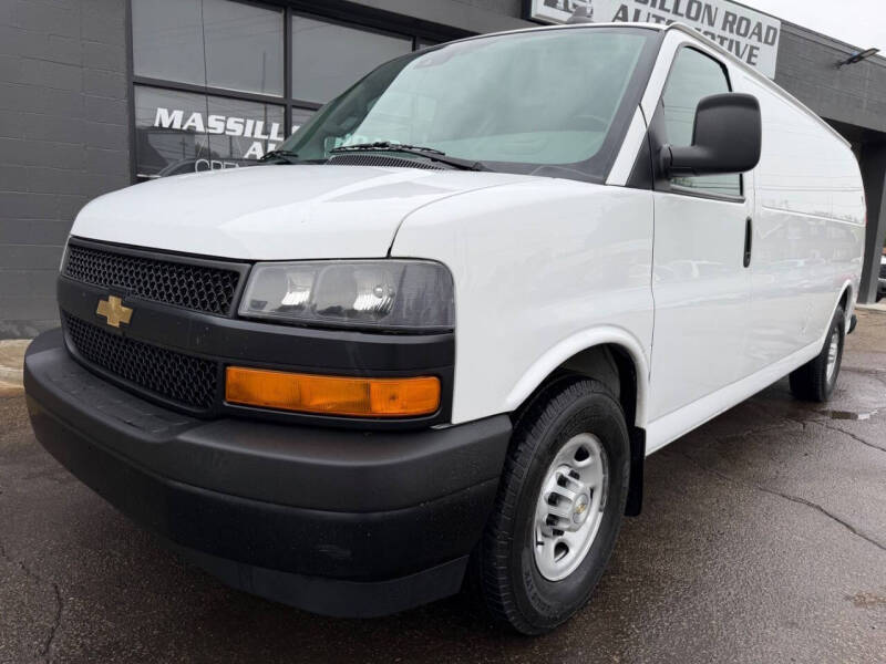 2020 Chevrolet Express 3500