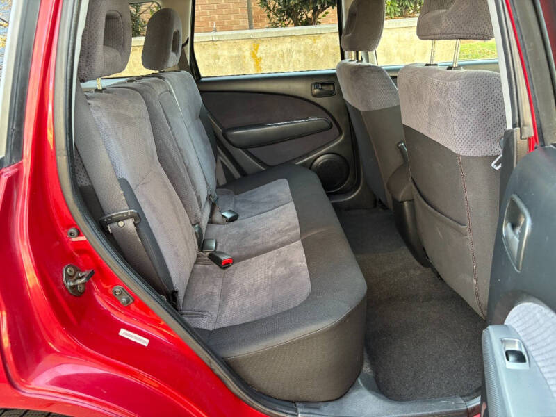 2004 Mitsubishi Outlander XLS