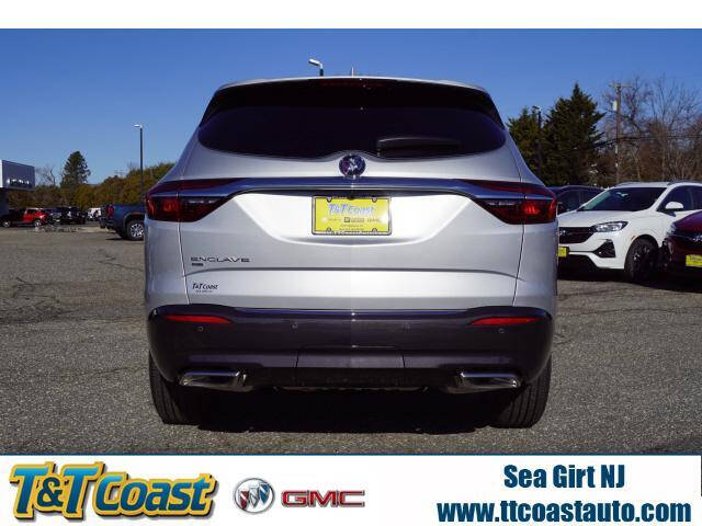 2021 Buick Enclave Essence