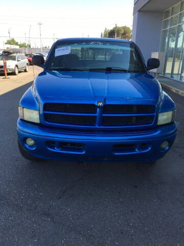 2000 Dodge Ram Pickup 1500