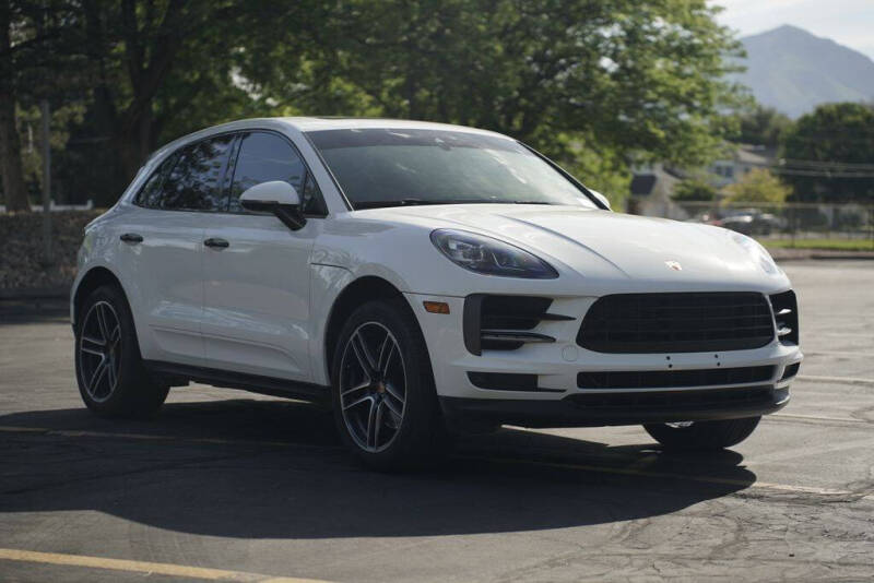 2020 Porsche Macan S