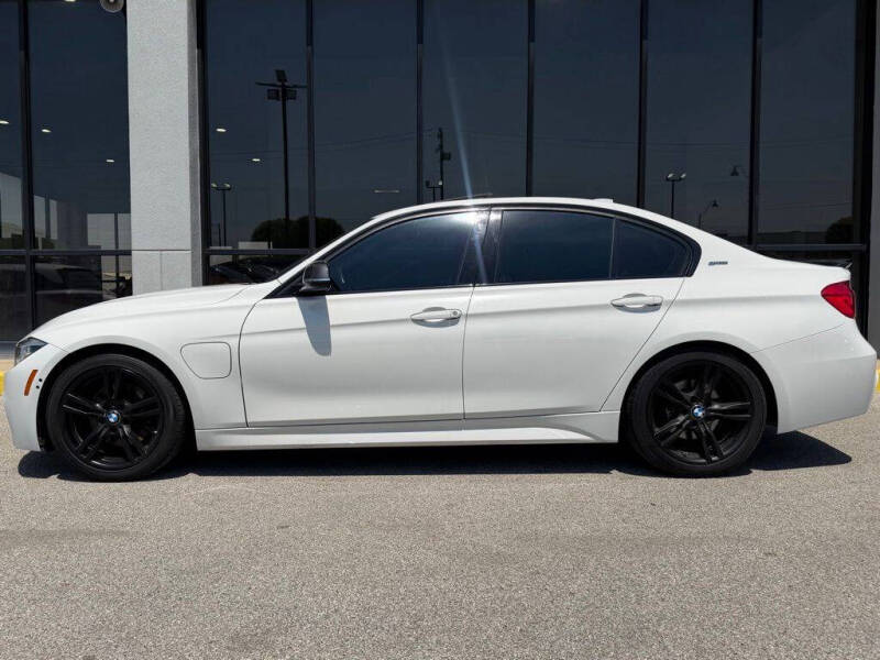 2017 BMW 3 Series 330e iPerformance