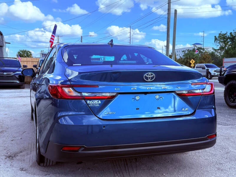 2025 Toyota Camry LE