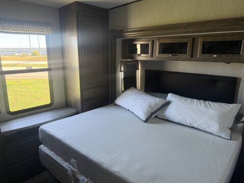 2021 Forest River Sierra