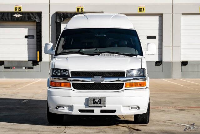 2023 Chevrolet Express 2500