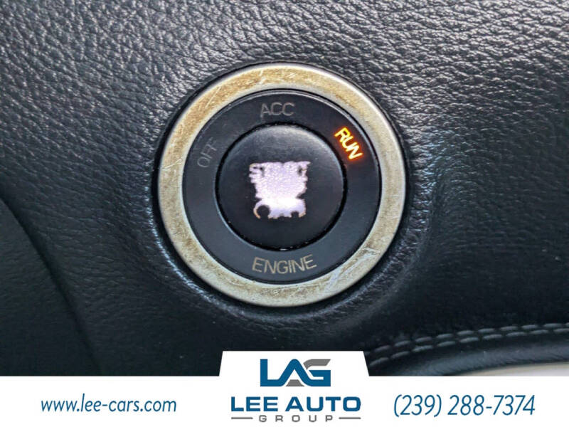 2015 Dodge Challenger SXT Plus