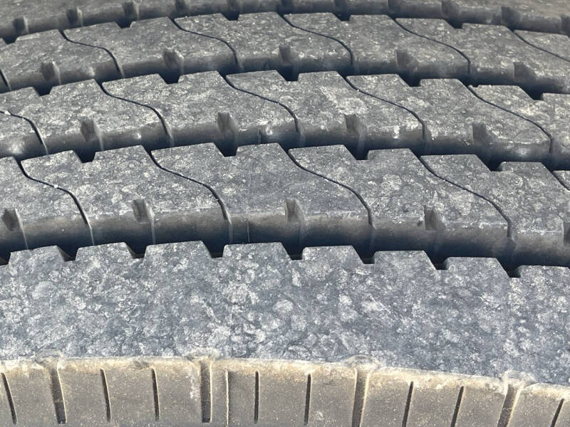 2001 Freightliner FL60