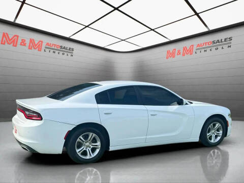 2017 Dodge Charger SE