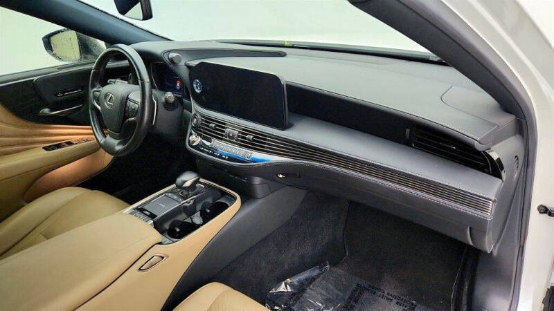 2022 Lexus LS 500