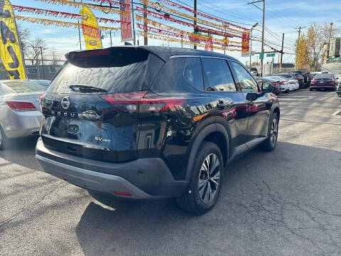 2021 Nissan Rogue SV